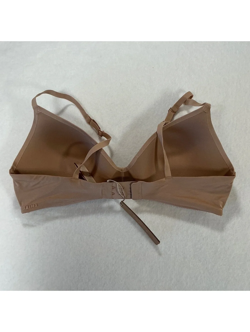 NWT Skims Wireless Foam T-Shirt Bra 36B Clay Lightly Lined Nude Beige